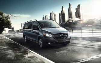Mercedes Benz Metris The Sprinter S Smaller Cousin Car