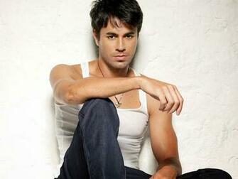 Wall2web Enrique Iglesias Hollywood Hero Image Places To Visit