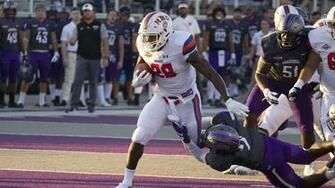Fb Hbu Falls To Central Arkansas Houston Baptist