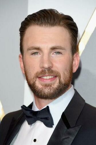 Chris Evans Novia Fumar Origen Tatuajes Y Patrimonio