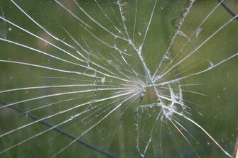 Realistic Cracked And Broken Screen Wallpaper Technosamrat