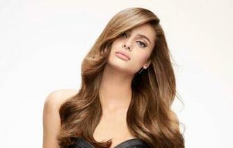 Wallpaper Look Girl Hair Portrait Makeup Beautiful Taylor
