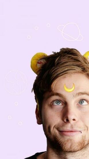 5sos Lockscreen Wallpaper Luke Hemmings Image