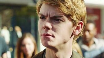 Thomas Brodie Sangster HD Desktop Wallpaper 7wallpaper Net