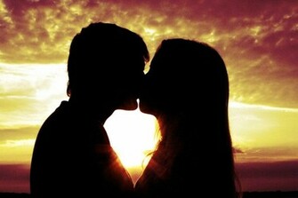 Happy Kiss Day HD Wallpaper