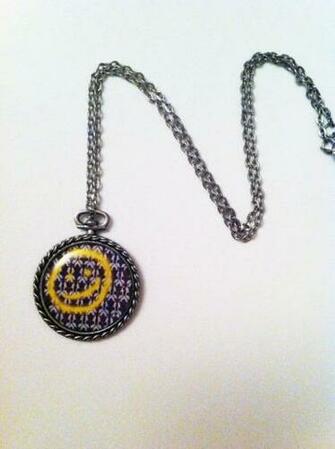 Sherlock Smiley Face Wallpaper Necklace And Friends Pint