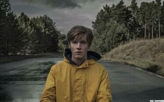 Yellow Raincoat HD Wallpaper