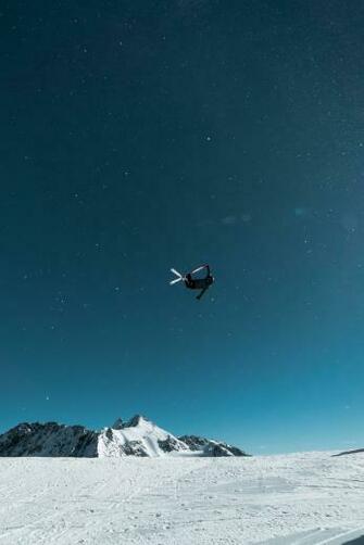 Skiing Pictures Image
