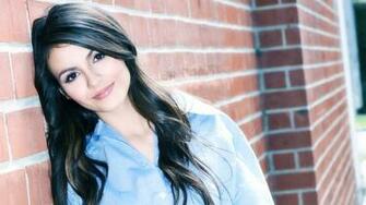 Victoria Justice Wallpaper
