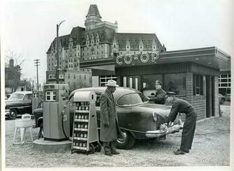 At Work Historical Image Of Labour In Saskatchewan Search And