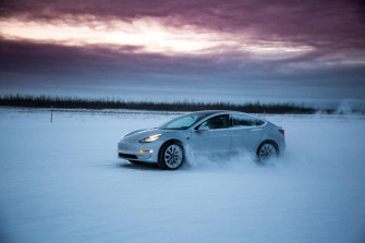 Tesla Model Track Mode In The Snow Cnet