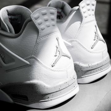 Air Jordan Retro White Oreo Releasing In Chronosconsulting