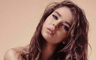 Hailee Steinfeld HD Wallpaper Background Image