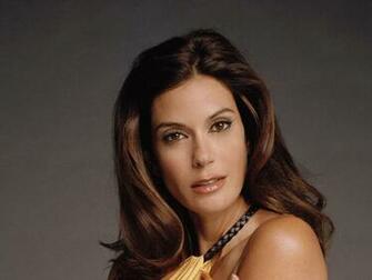 Teri Hatcher Wallpaper Image Photos Pictures Background