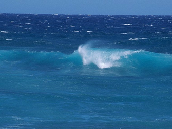 Blue Ocean Waves Powerpoint Background Template By Misspowerpoint