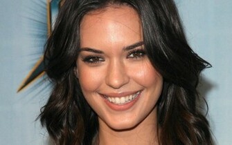 Odette Yustman Widescreen Wallpaper