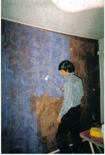 The Topcoat Of Draw Tite Sealer Goes On With A Purple Haze But Dries