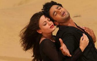Bezubaan Ishq X Close