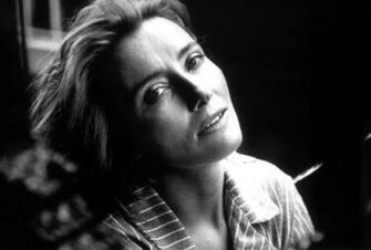 Emma Thompson Image Seductive Glace HD Wallpaper