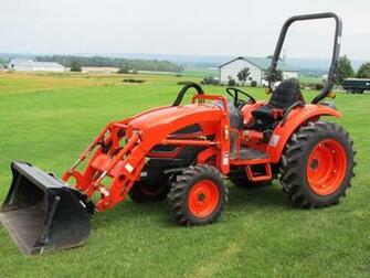 Kioti Ck35 Compact Tractor Gear Drive 35hp Hours Fully