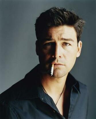 Kyle Chandler Wallpaper High Quality