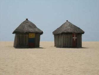 Huts At Maranatha Beach Camp Photo