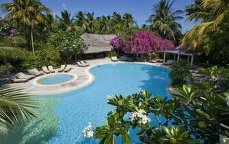 Swimming Pool Bungalows HD Wallpaper Background