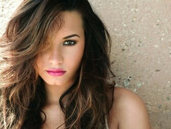 Demi Lovato HD Wallpaper