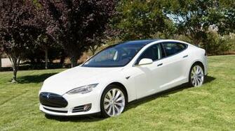 White Tesla Model S Wallpaper HD