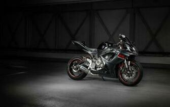 Suzuki Gsx R HD Wallpaper HDwalls