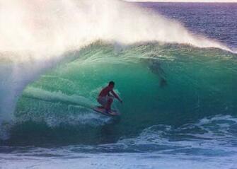 Drop Knee Boogieboarding In The Banzai Pipeline