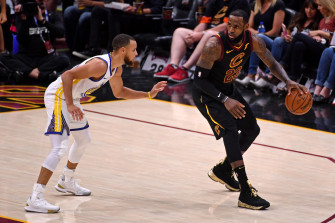 Stephen Curry Says Western Conference Got Stronger With Lebron James Wallpaper
