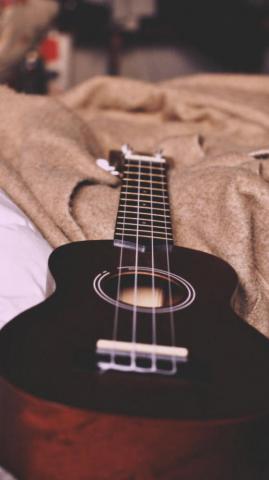 Ukulele Aesthetic Wallpaper On