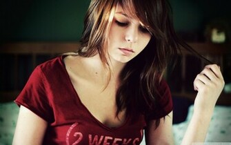 Simple HD Girls Wallpaper Image To