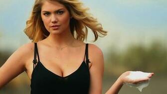Kate Upton Sizzle In New Ad Hot Video Of Washing Mercedes Benz