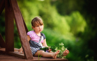 Cute Baby Girl Wallpaper