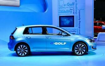 Volkswagen E Golf iPhone Wallpaper