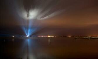 Night Beacon Desktop Pc And Mac Wallpaper