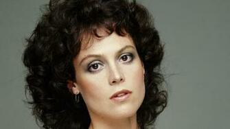 Sigourney Weaver Wallpaper