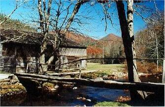 This Is The Caldwell Barn In Cataloochee Valley Greatsmoky