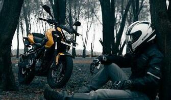 Life On Wheelz Bajaj Pulsar 200ns Re A Counter