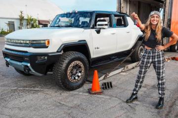 Emelia Hartford Takes Delivery Of The New Hummer Ev