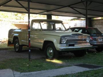 Jeep Gladiator T1000 Wallpaper