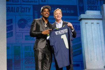 Nfl Draft Seahawks Select Illinois Cb Devon Witherspoon With