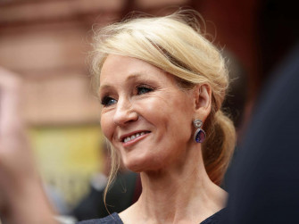 J K Rowling X Wallpaper 9tqepec9h0kgouu7
