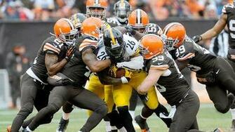 Leveon Bell Steelers Packers Le Veon Gets Going