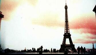 Vintage Eiffel Tower Wallpaper
