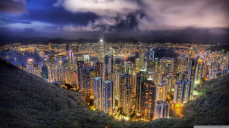 Striking Hong Kong Cityscape Wallpaper