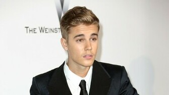Justin Bieber Background