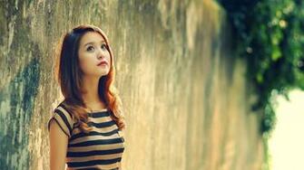 Full HD Wallpaper Dreamy Stone Long Hair Blurry Desktop